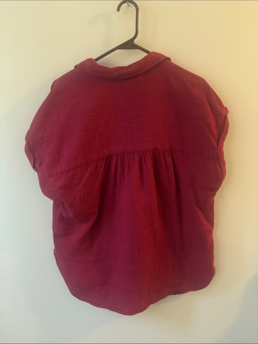 Denver Hayes Raspberry Button-Front cotton Shirt - Picture 3 of 3
